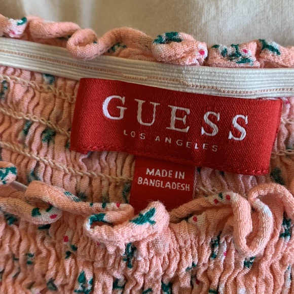 Guess pink flowered crop top - Picture 3 of 4
